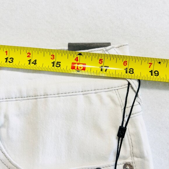 True Religion Men Geno Relaxed Slim Stretch Optic White Jean 34x32 Flap NWT $159 - Picture 8 of 11